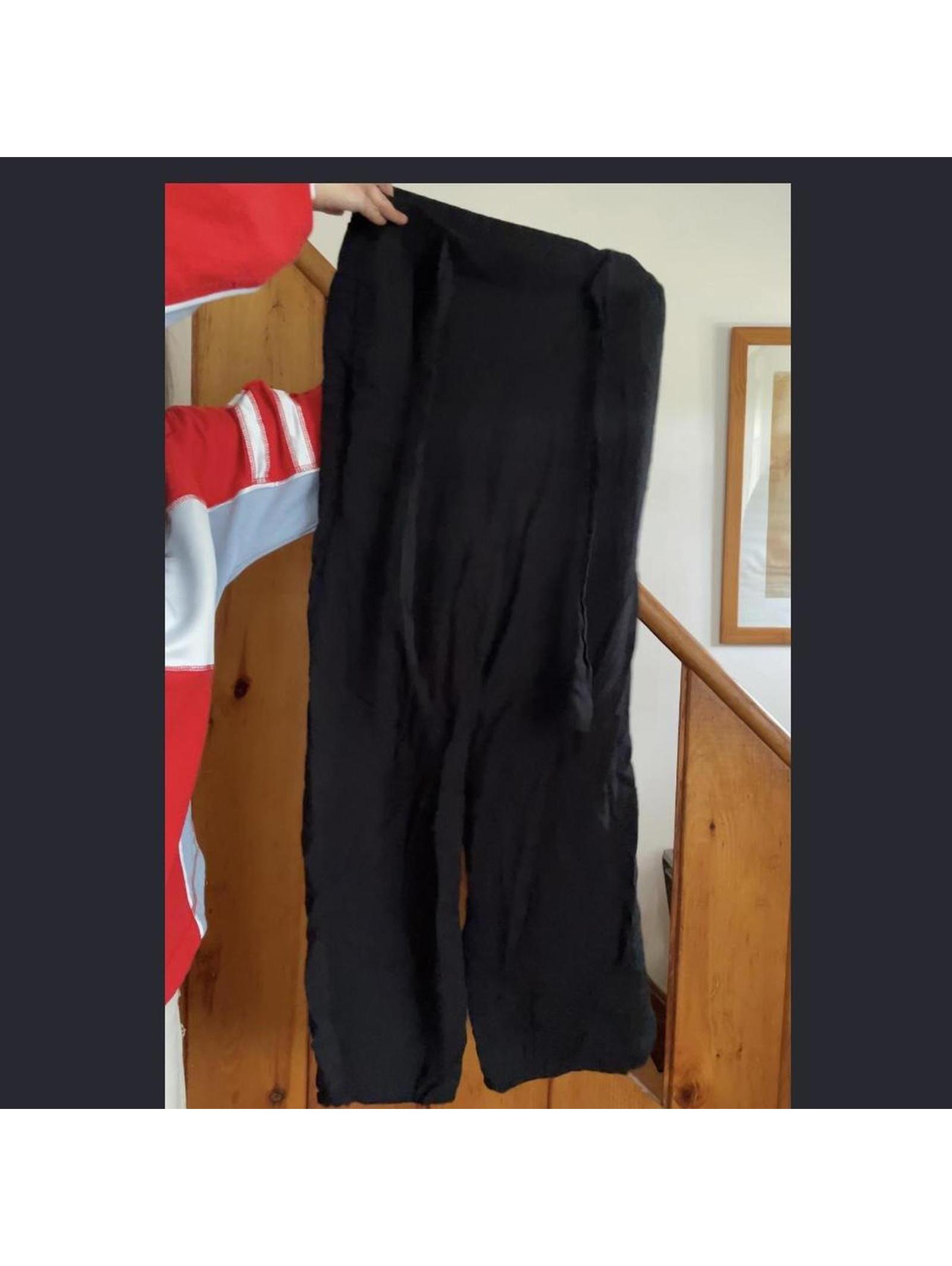 Black Wide Leg Trousers. Ambiance Apparel Size: L